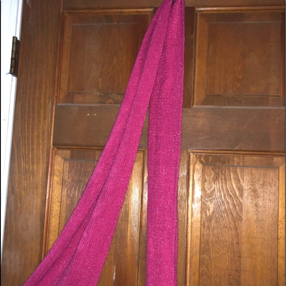 Bundle 3 scarves!!